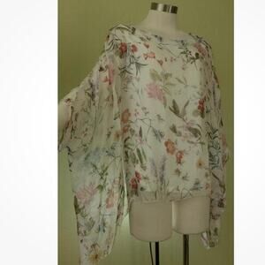 Italian made Viola Borghi Silk Floral Flowy Blouse